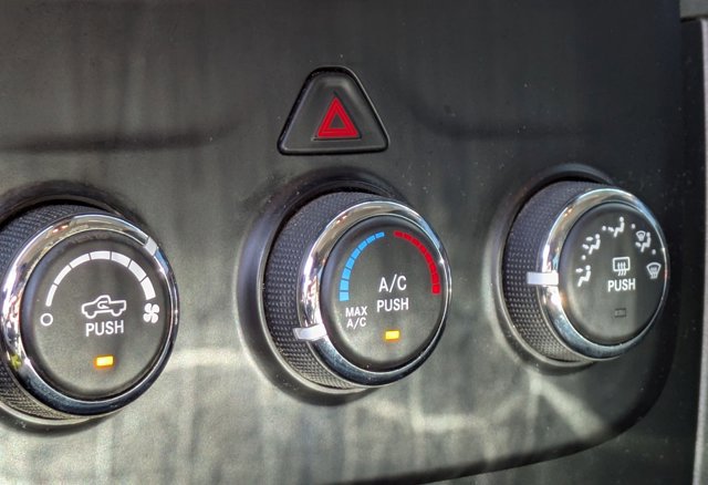 Used 2016 RAM 1500 Express image 9