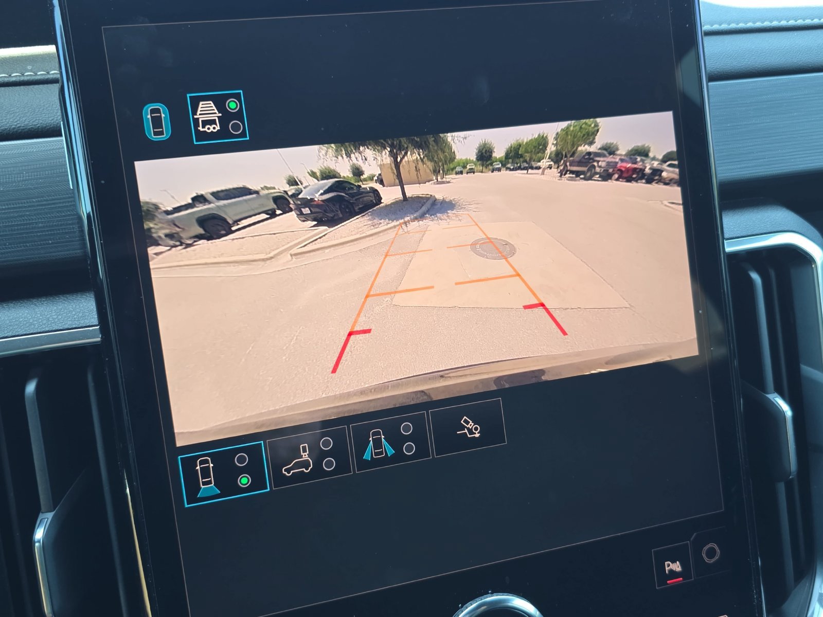 Used 2026 GMC Acadia Elevation w/ Elevation Premium Package FWD image 20