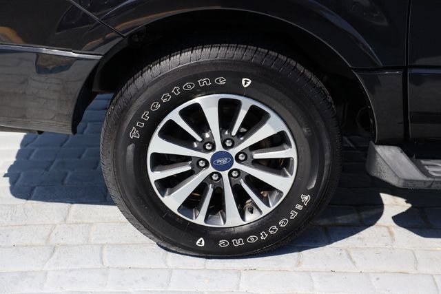Used 2015 Ford Expedition EL XLT AWD/4WD image 37
