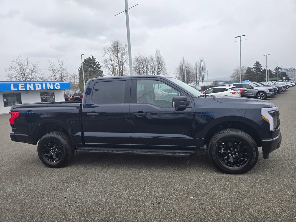 Used 2025 Ford F150 Lightning XLT image 4