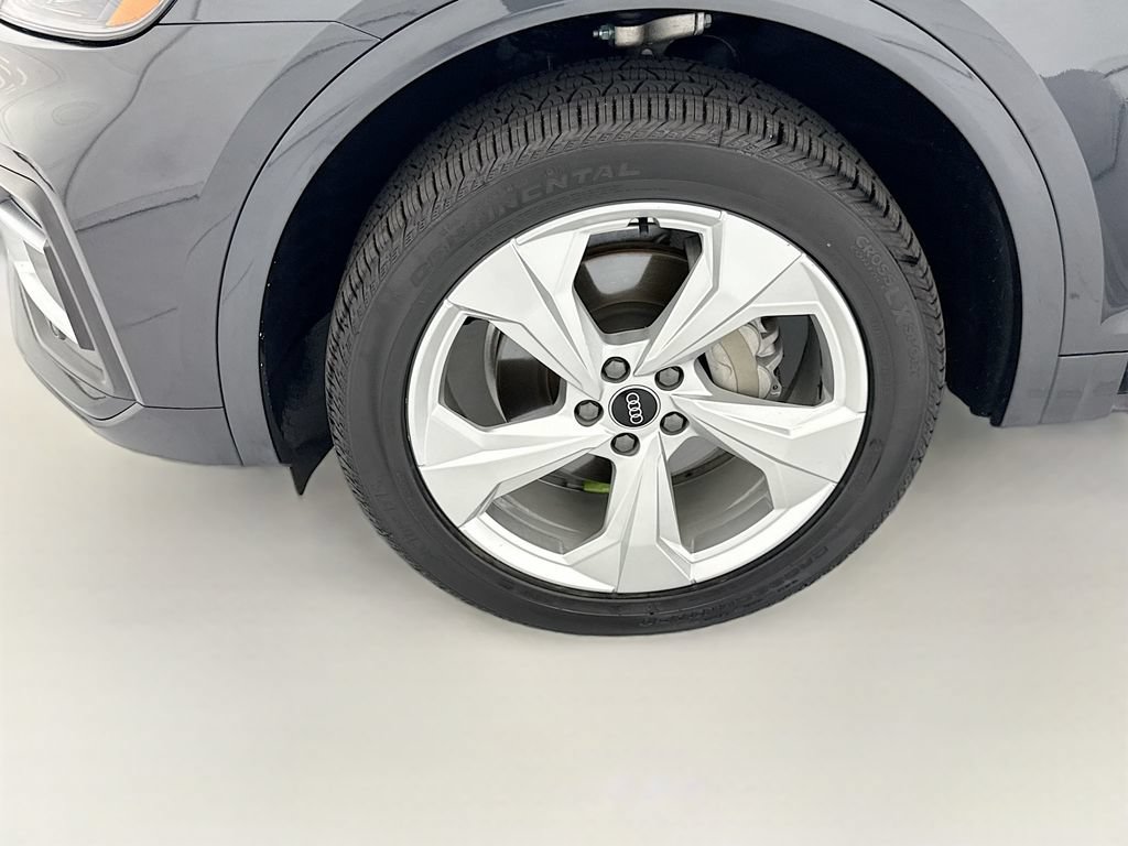 Certified 2021 Audi Q5 Premium w/ Premium Plus Package AWD/4WD image 28