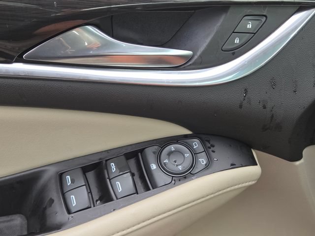 Used 2020 Buick Enclave Essence w/ Sound and Sites Package FWD image 27