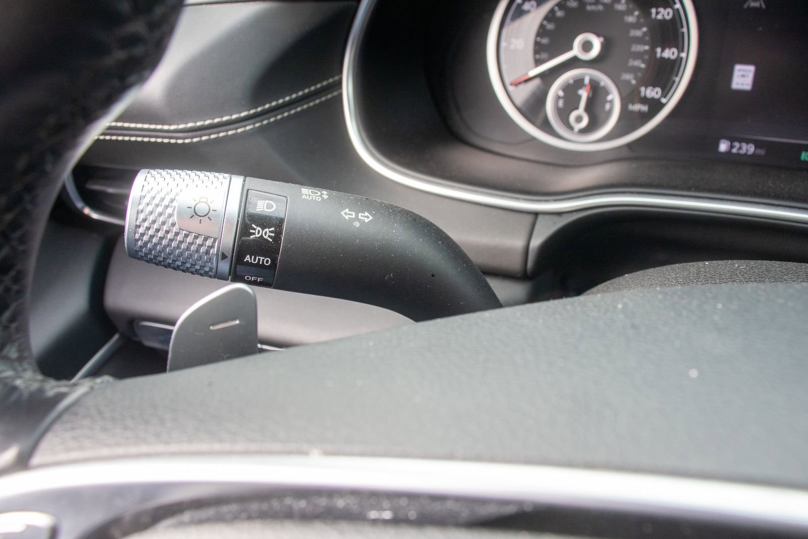 Used 2024 Genesis GV80 2.5T image 18