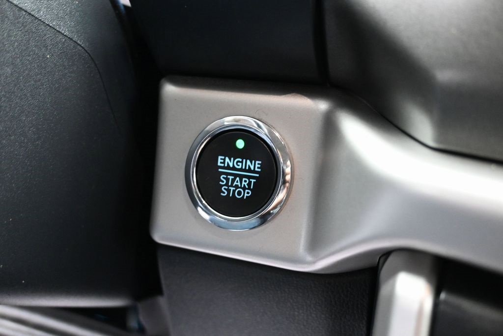Used 2024 Ford Expedition XLT image 24