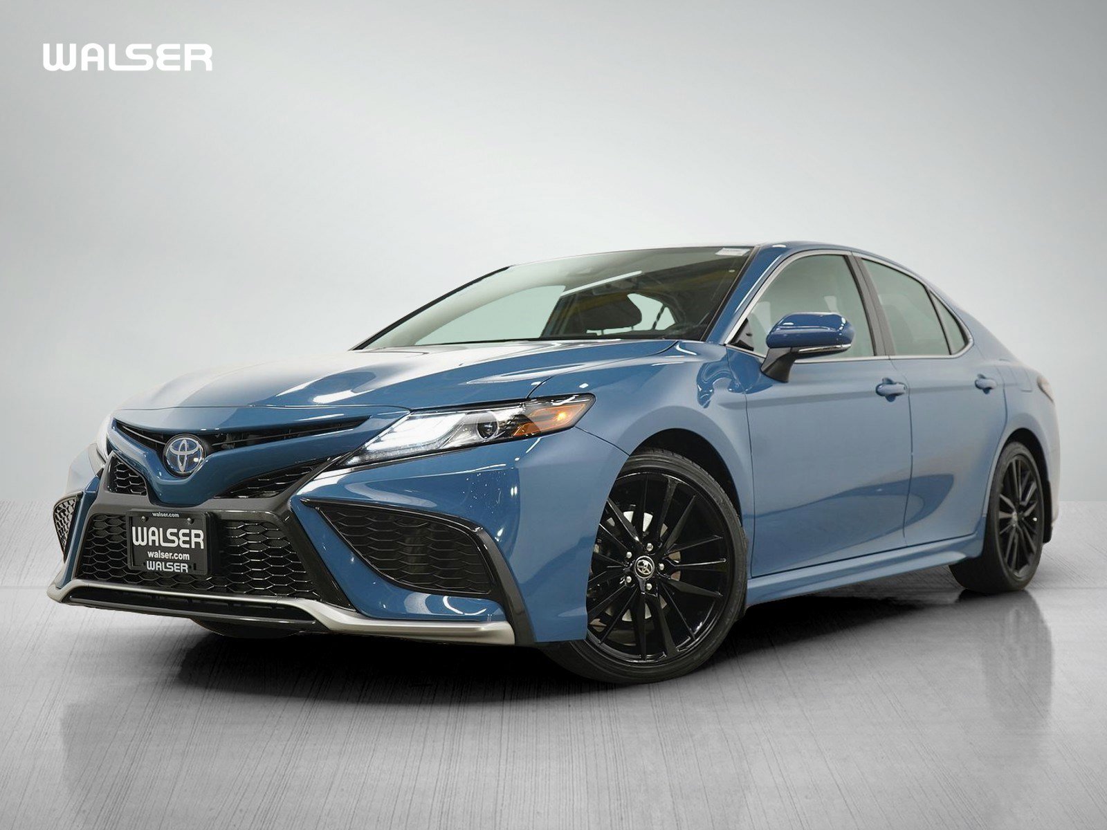Used 2023 Toyota Camry XSE w/ Navigation Package FWD image 1