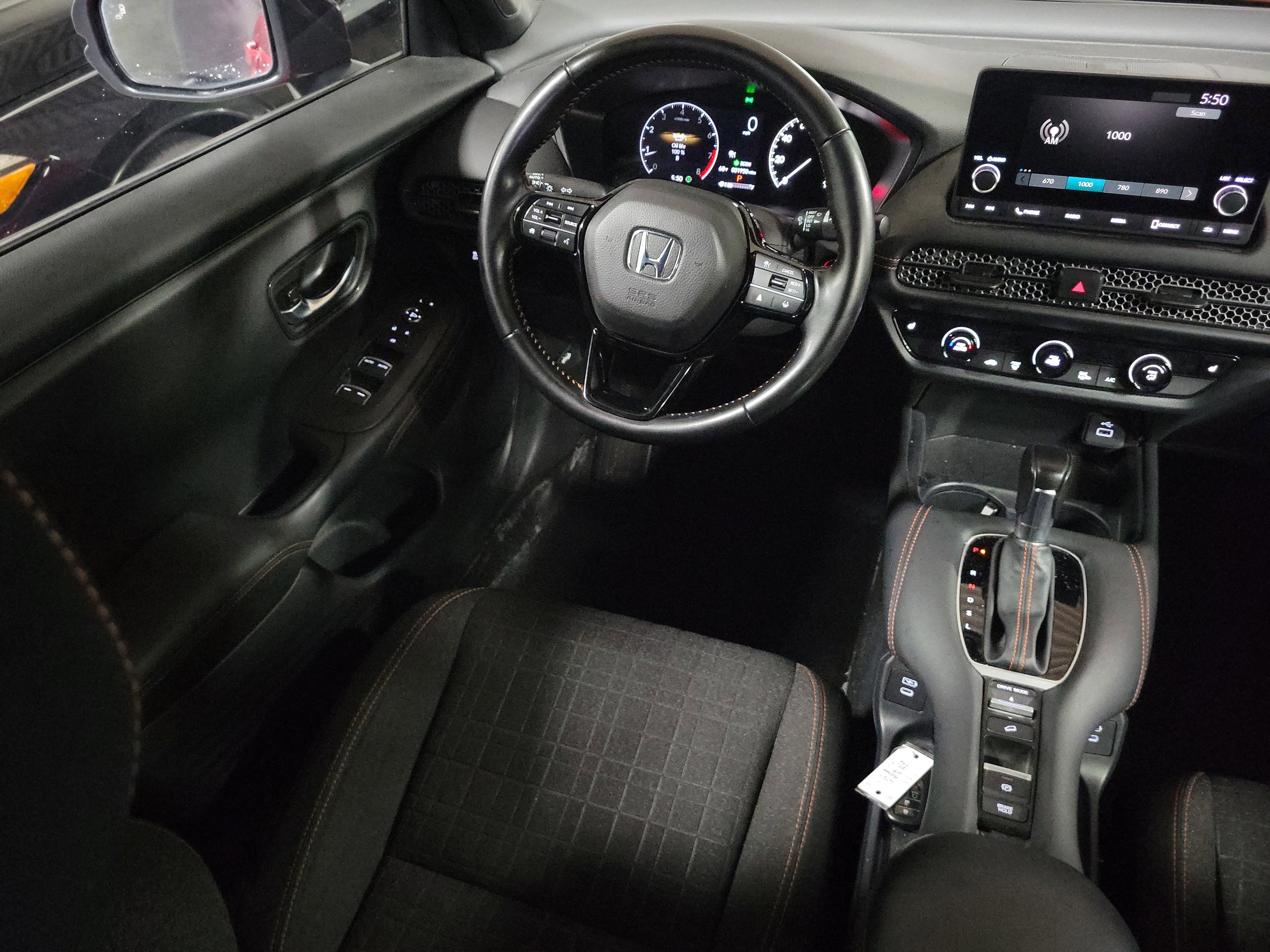 Used 2025 Honda HR-V Sport image 13