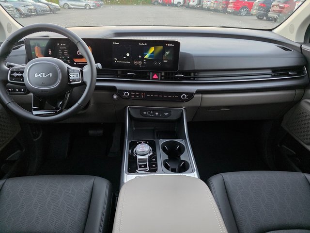 New 2026 Kia Carnival EX image 24