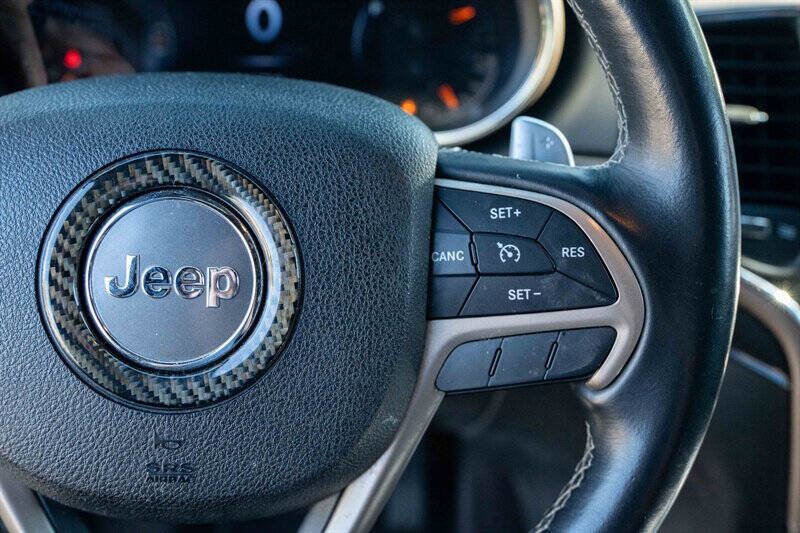 Used 2016 Jeep Grand Cherokee Limited image 16
