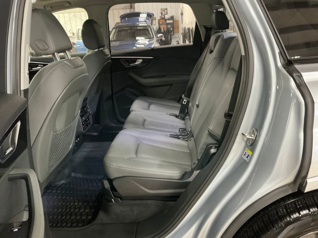 Used 2025 Audi Q7 3.0T Premium Plus w/ Premium Plus Package image 28