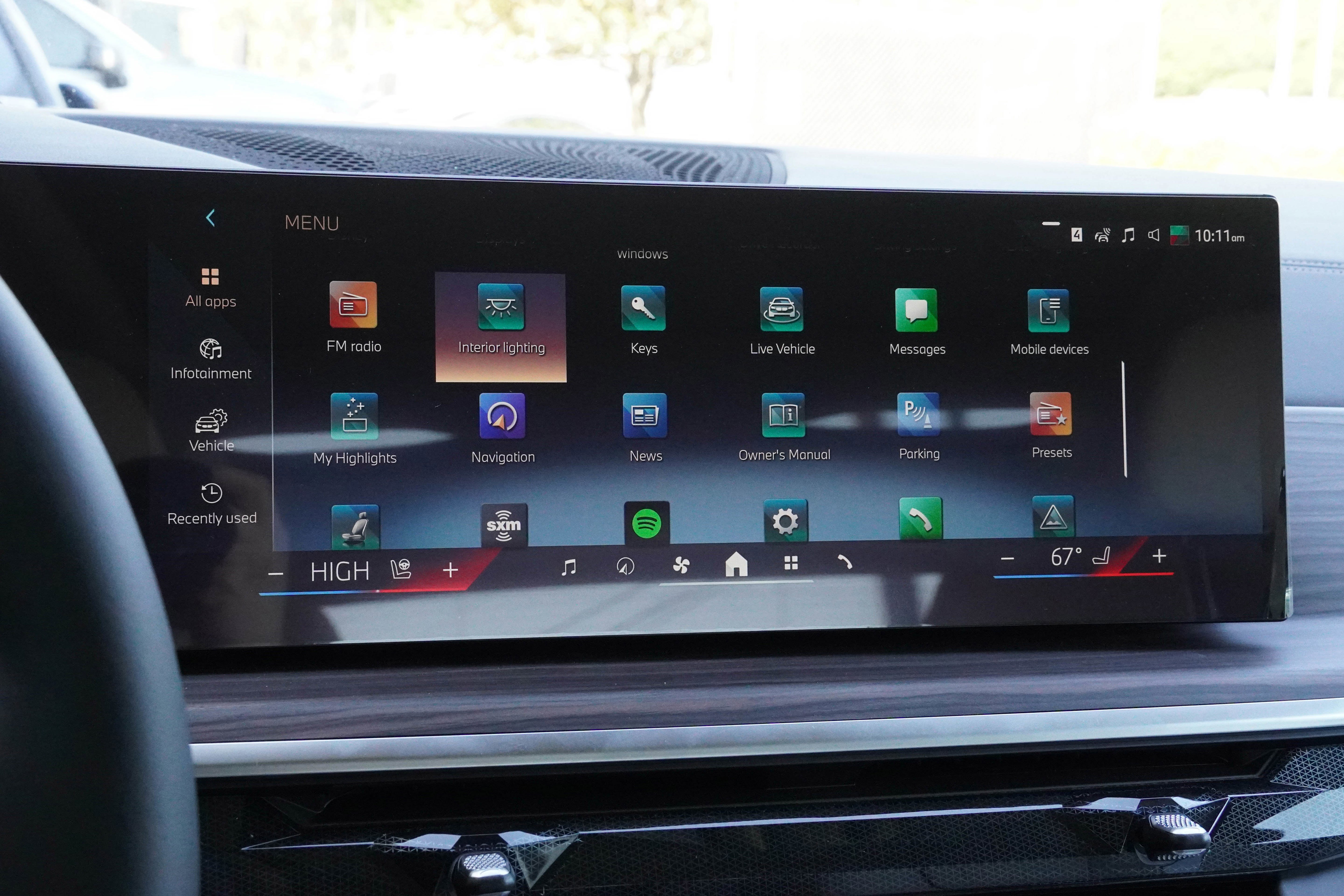 Used 2026 BMW X7 xDrive40i w/ Executive Package image 25