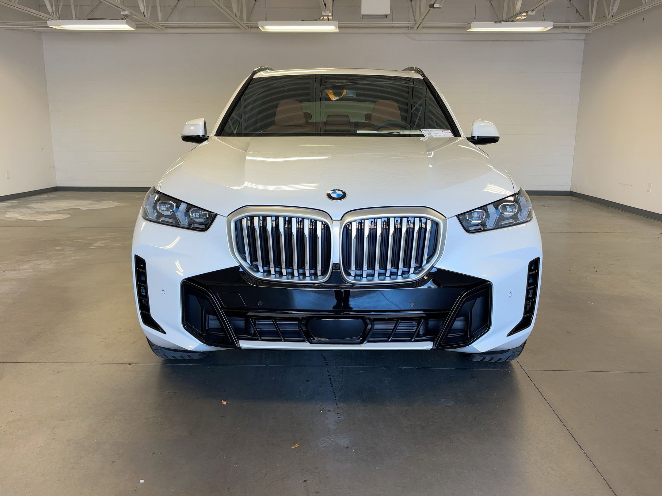 New 2026 BMW X5 sDrive40i w/ M Sport Package image 5