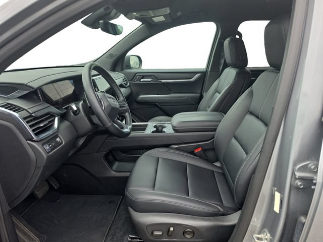 Used 2026 GMC Acadia Elevation w/ Elevation Premium Package FWD image 11