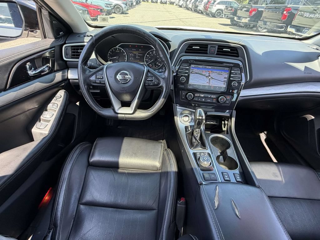 Used 2017 Nissan Maxima 3.5 SL w/ Interior Lighting Package FWD image 22