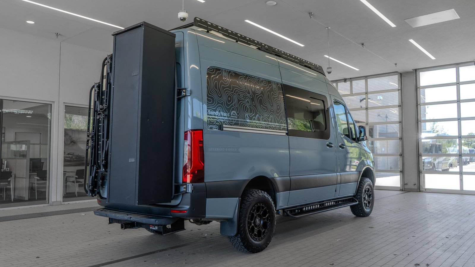 Used 2023 Mercedes-Benz Sprinter 2500 image 29