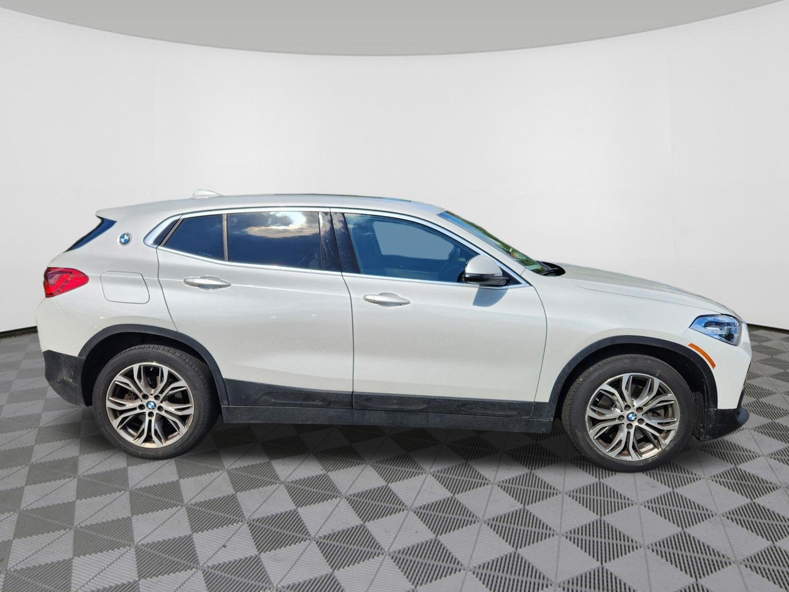 Used 2020 BMW X2 xDrive28i w/ Convenience Package AWD/4WD image 6