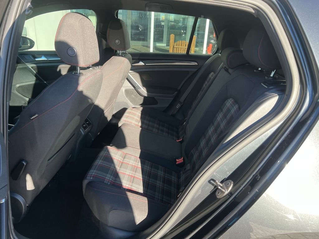 Used 2017 Volkswagen GTI Sport image 12