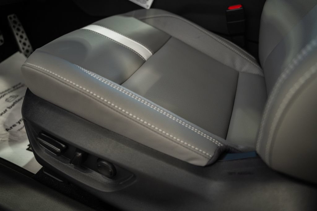 New 2026 Toyota Camry SE FWD image 35