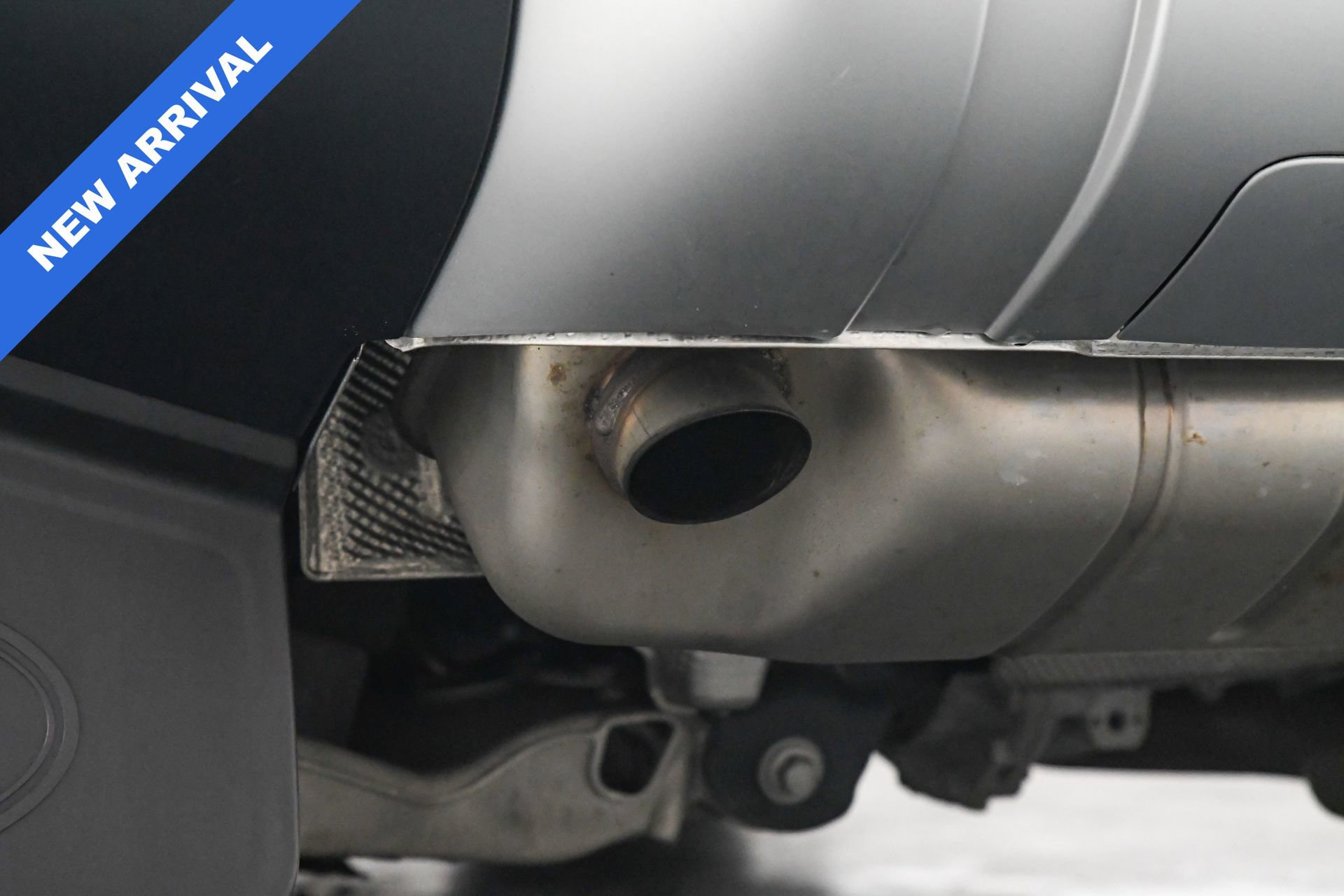 Used 2024 Land Rover Defender 110 S image 22