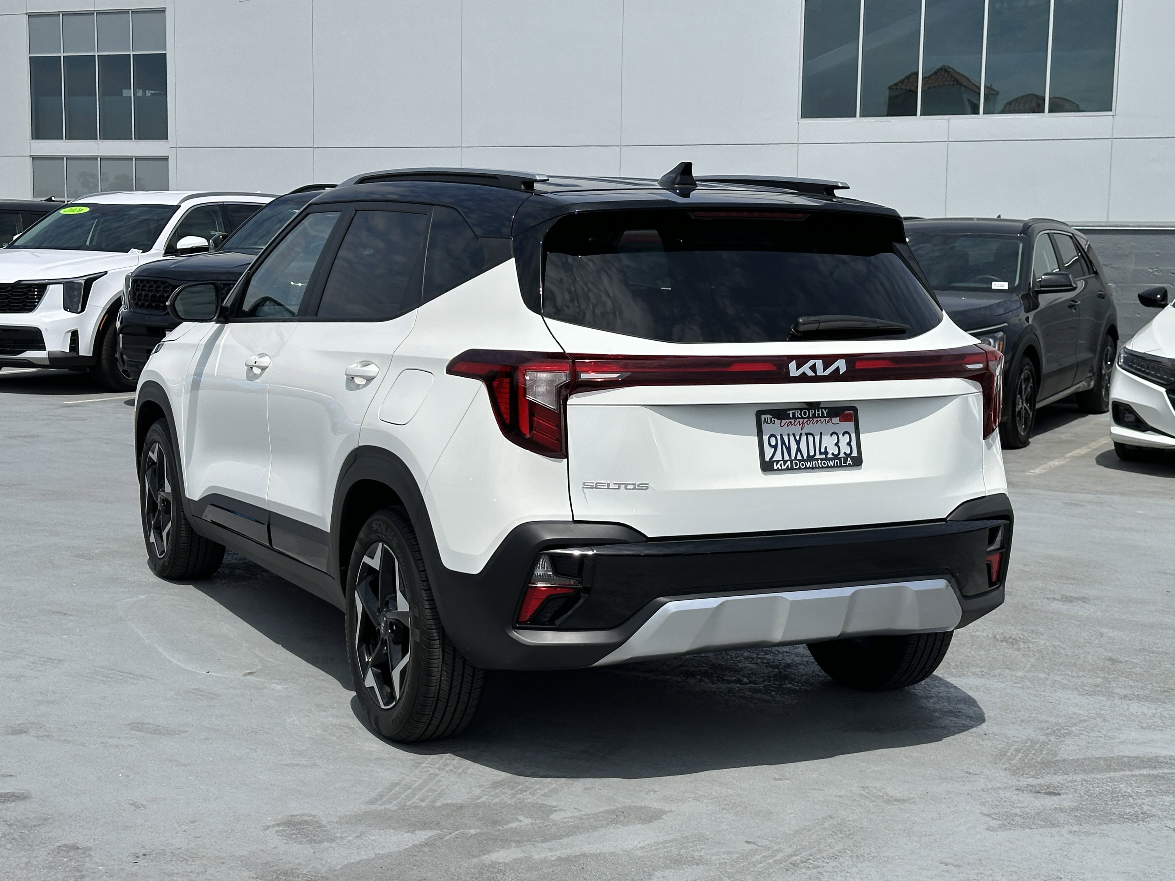 Certified 2025 Kia Seltos S image 4