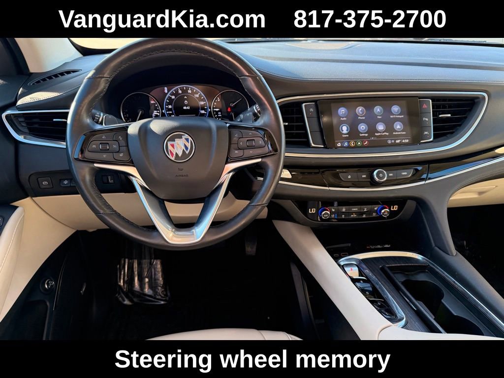 Used 2023 Buick Enclave Avenir image 16