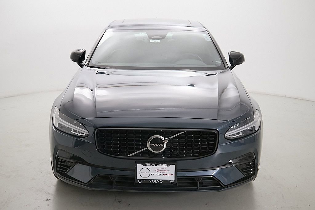 Used 2022 Volvo S90 T8 R-Design AWD/4WD image 5