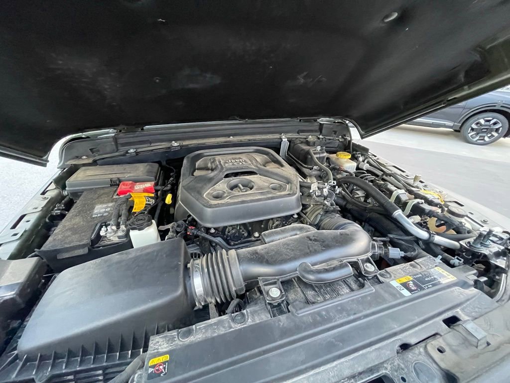 Used 2022 Jeep Wrangler Sport image 29