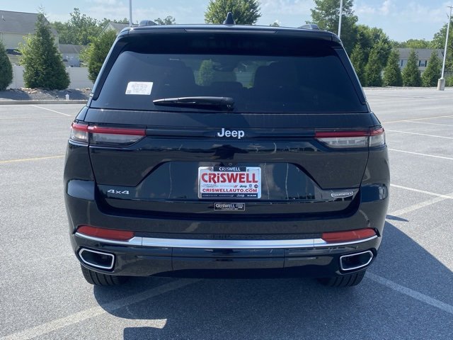 New 2025 Jeep Grand Cherokee Summit image 6