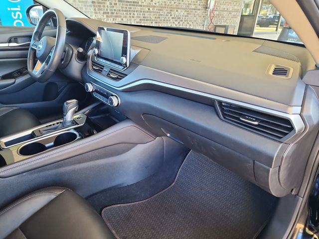 Used 2024 Nissan Altima 2.5 SR image 16