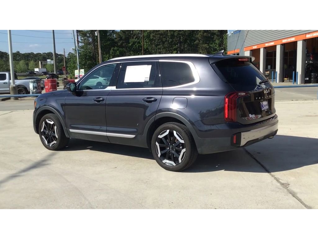 Used 2025 Kia Telluride S image 6