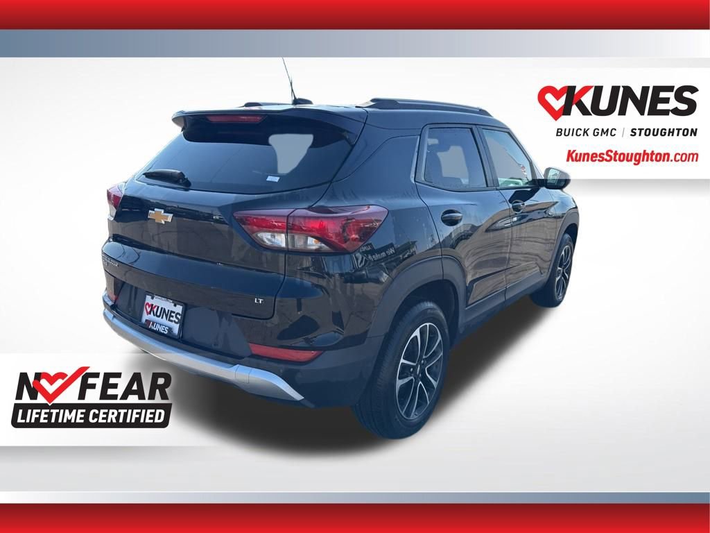 Used 2025 Chevrolet TrailBlazer LT w/ Driver Confidence Package image 11
