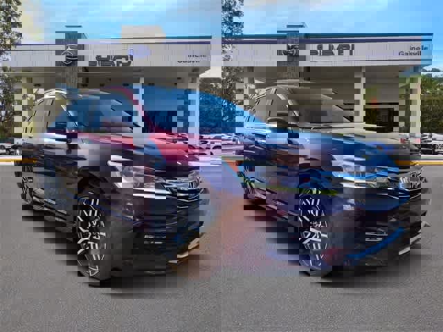 Used 2017 Honda Accord Sport image 8