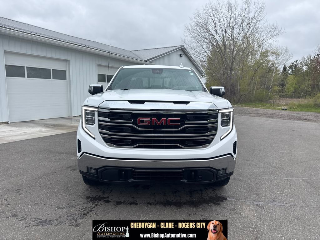 Used 2022 GMC Sierra 1500 SLT AWD/4WD image 18