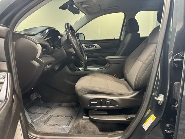 Used 2019 Chevrolet Traverse LT image 13