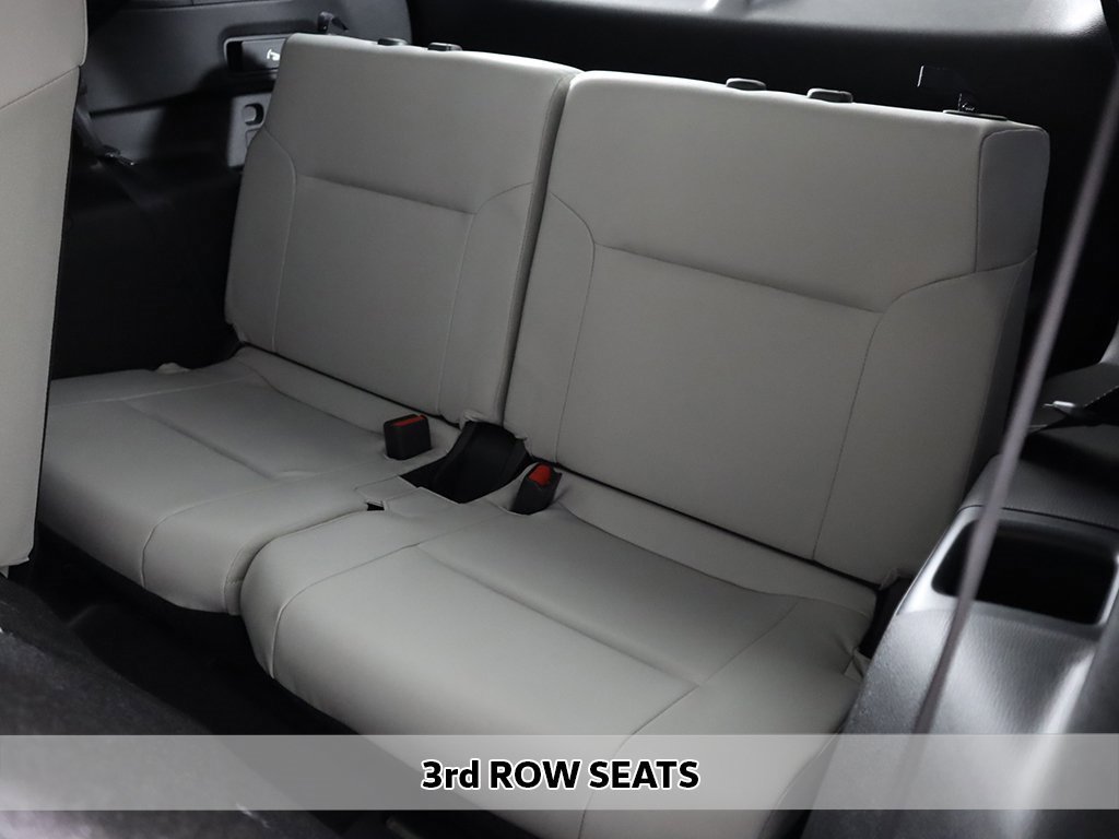 New 2025 Mitsubishi Outlander AWD image 13