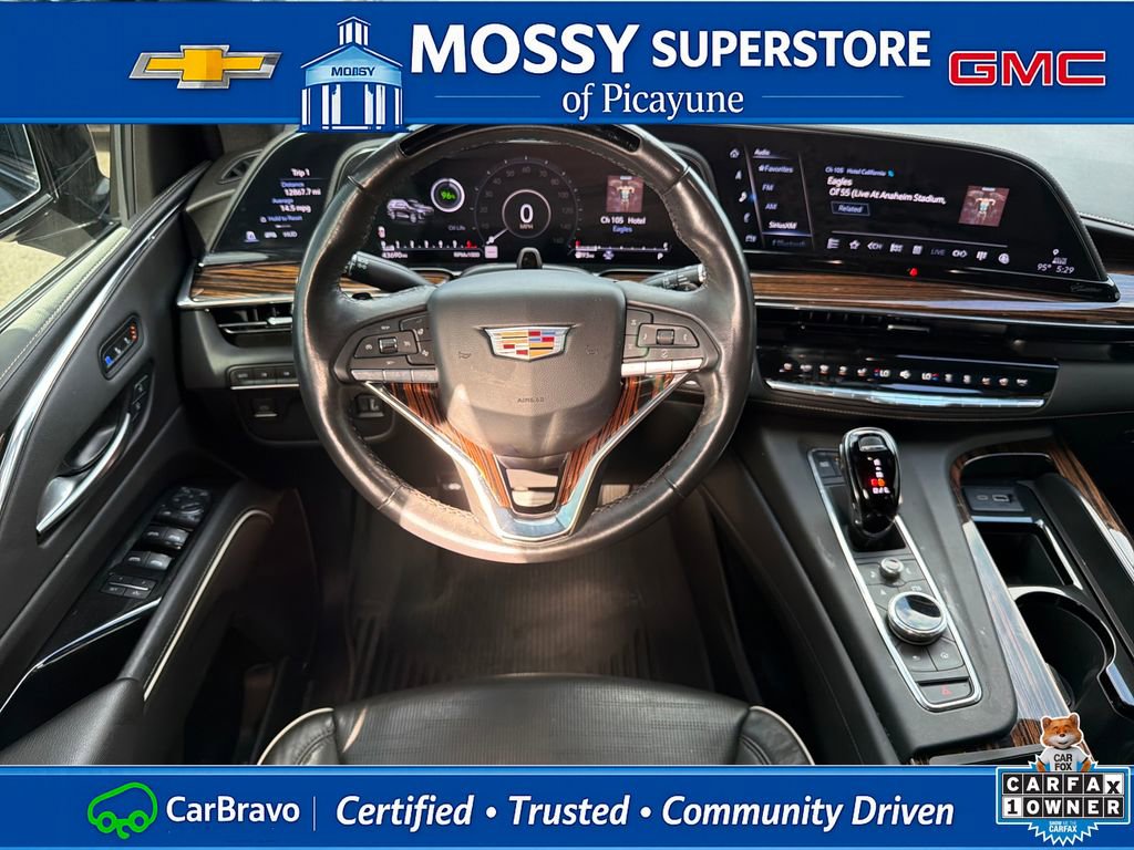 Certified 2023 Cadillac Escalade ESV Premium Luxury w/ LPO, Floor Liner Package AWD/4WD image 16