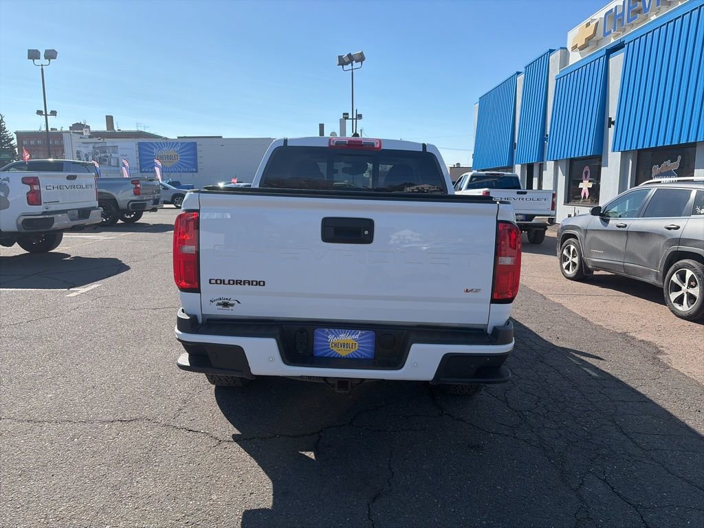 Certified 2022 Chevrolet Colorado LT w/ Redline Special Edition AWD/4WD image 6