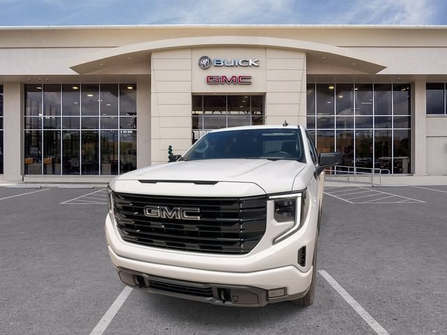 Certified 2025 GMC Sierra 1500 Elevation w/ Max Trailering Package AWD/4WD image 5