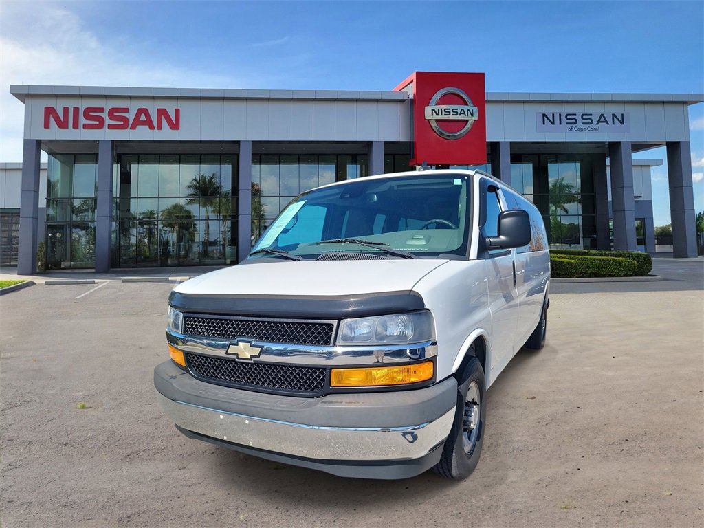 Used 2019 Chevrolet Express 3500 LT w/ LT Preferred Equipment Group image 8