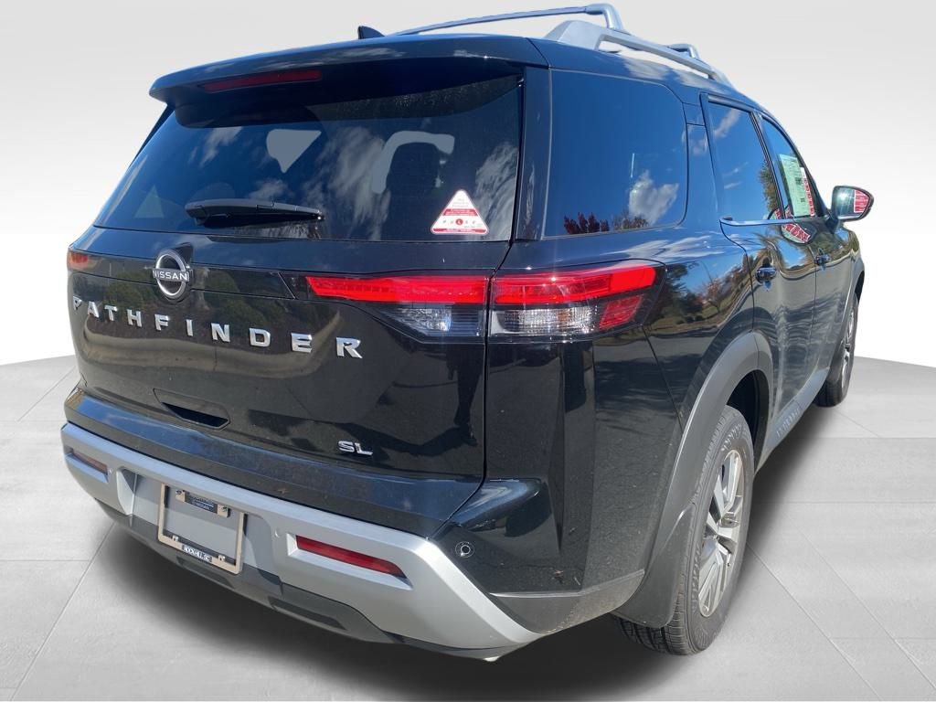 New 2025 Nissan Pathfinder SL image 7