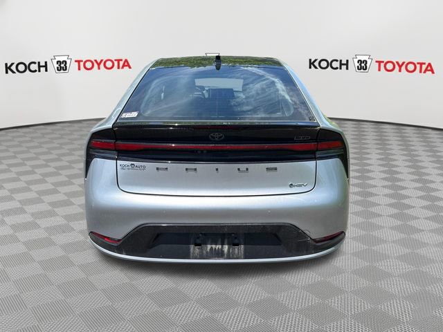 Used 2023 Toyota Prius Limited w/ Limited Premium Package AWD/4WD image 7