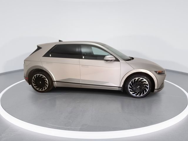 Used 2024 Hyundai Ioniq 5 Limited AWD/4WD image 2