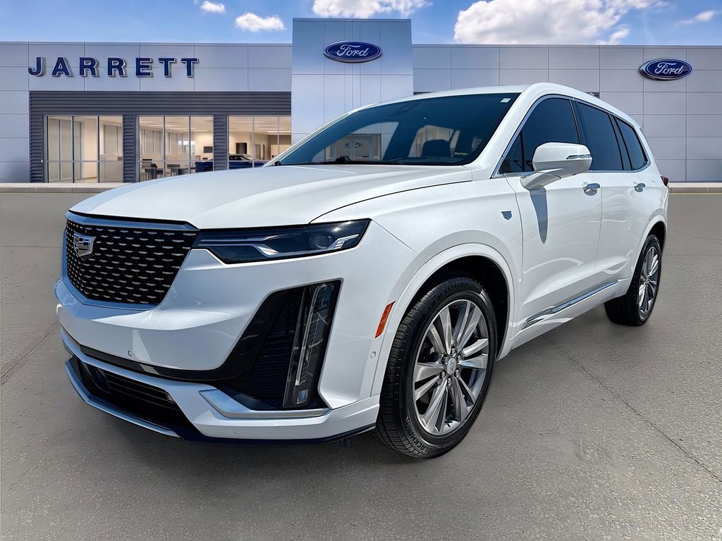 Used 2020 Cadillac XT6 Premium Luxury FWD image 3