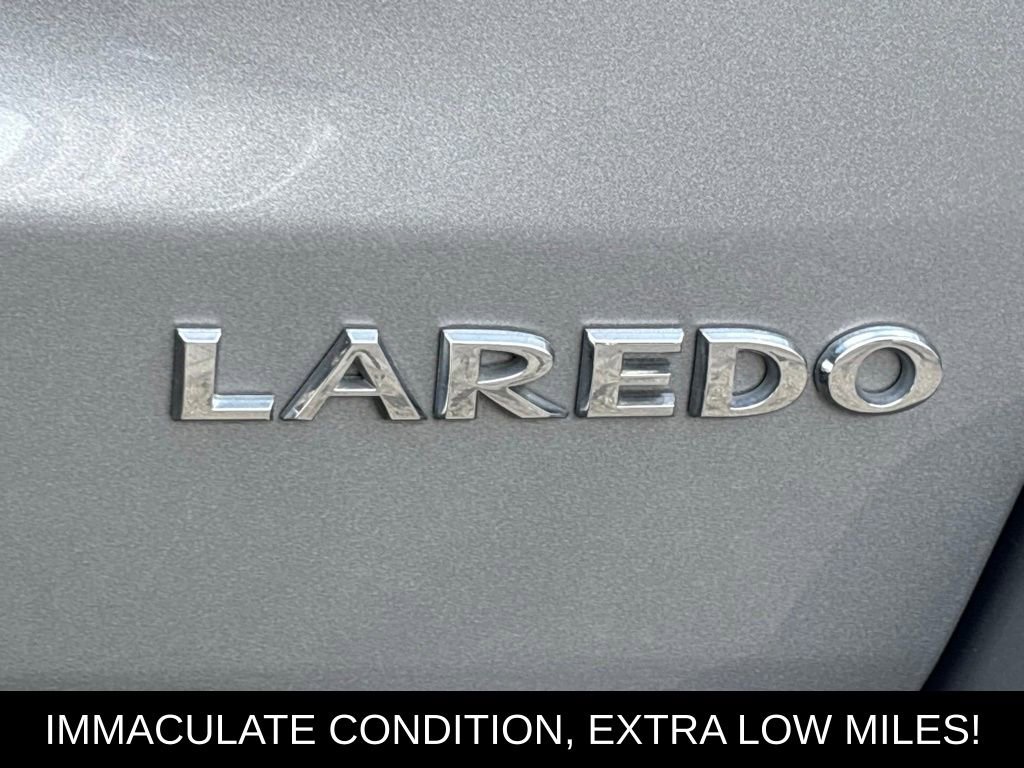 Used 2021 Jeep Grand Cherokee Laredo RWD image 5