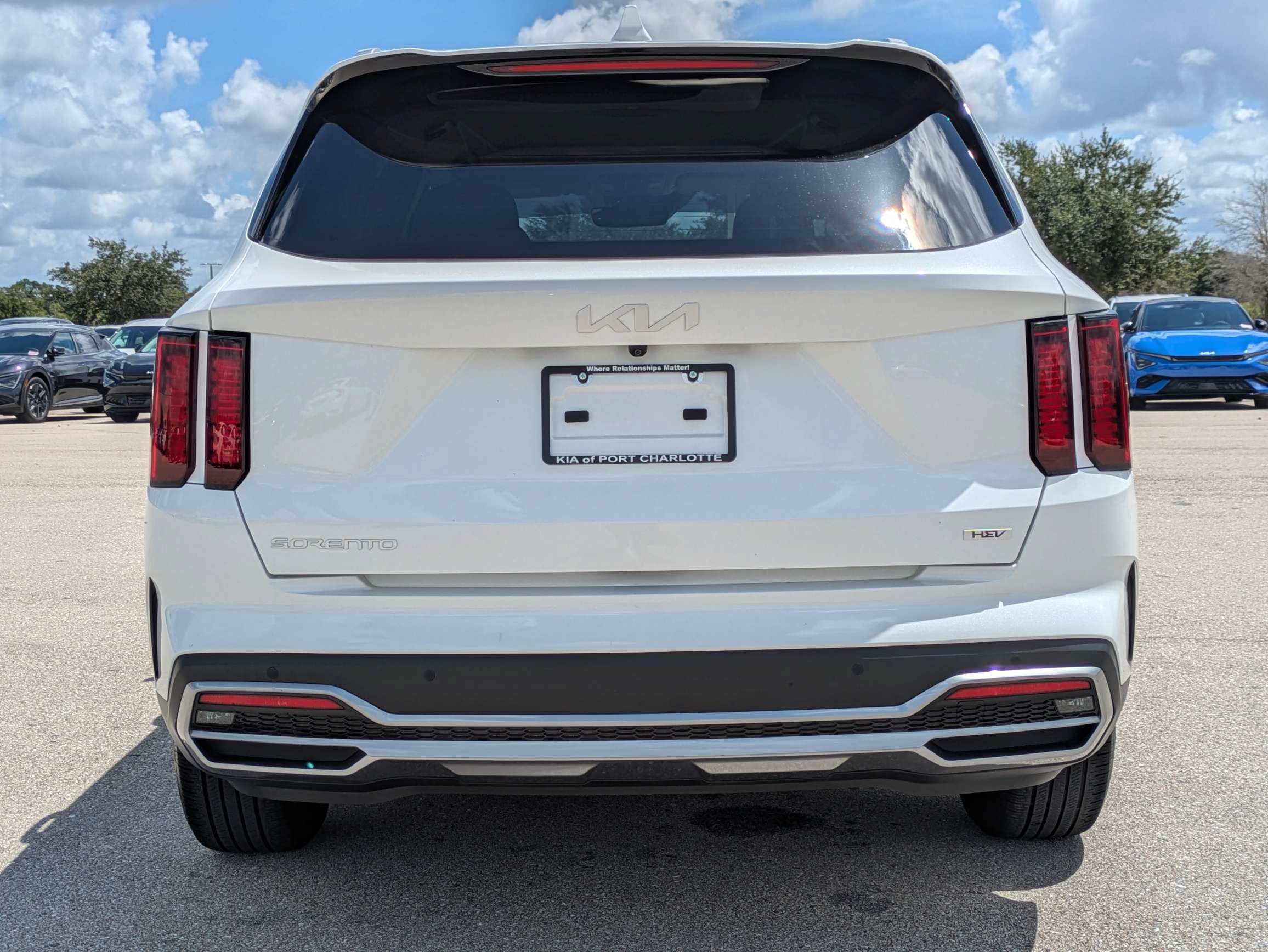 Certified 2023 Kia Sorento EX FWD image 6