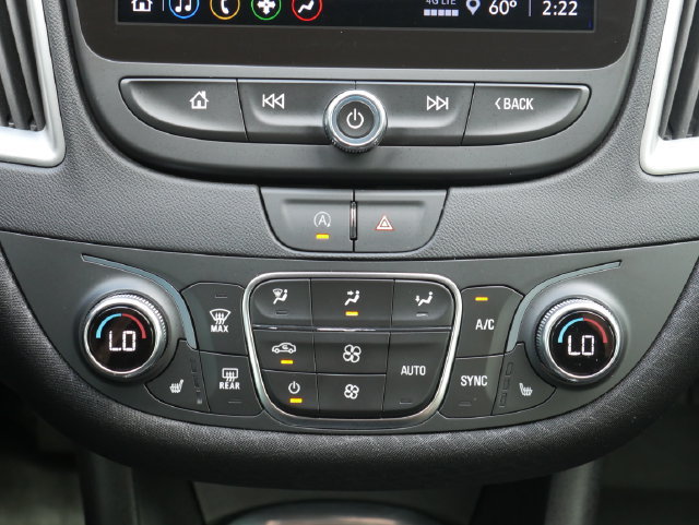 Used 2022 Chevrolet Malibu LT FWD image 21
