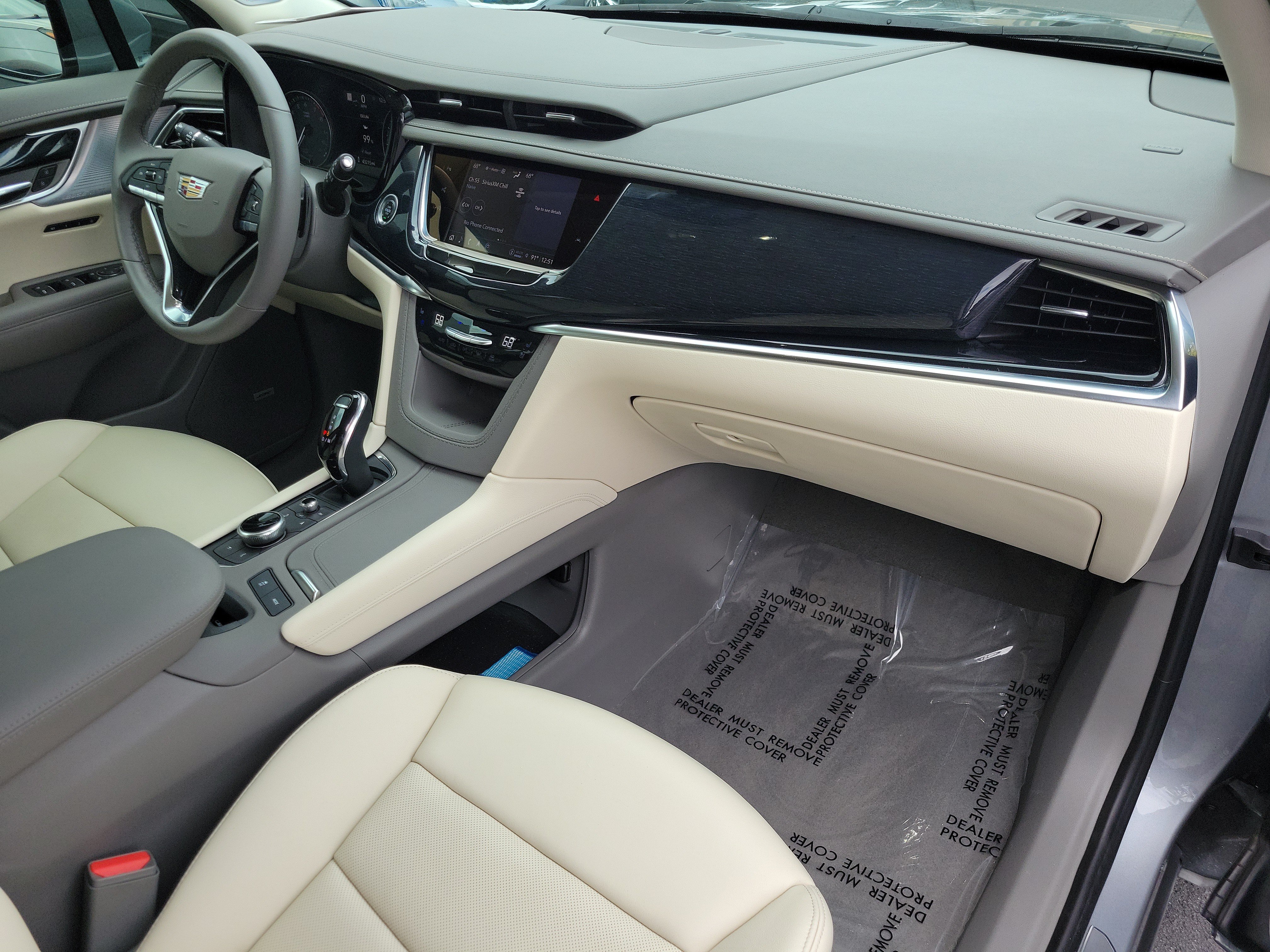 Certified 2024 Cadillac XT6 Premium Luxury w/ Technology Package FWD image 11