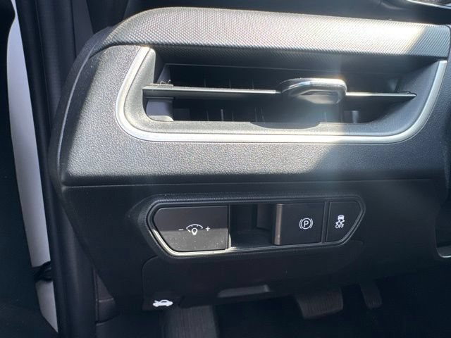 Used 2025 Kia K4 FWD image 25