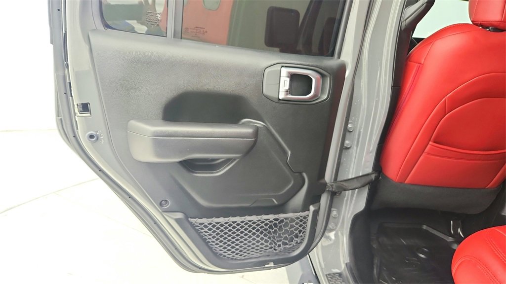 Used 2020 Jeep Wrangler Unlimited Sport image 29