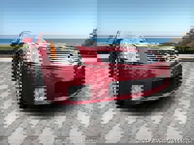 Used 2004 Cadillac XLR image 7