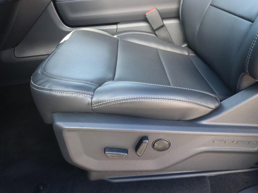 New 2026 Ford Expedition Platinum w/ Stealth Performance Package image 19